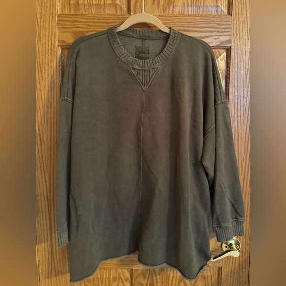 Aerie Down To Earth Oversized Sweatshirt - Festive Olive - Large - Picture 3 of 9